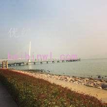 츲